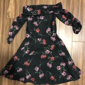 Sold Off shoulder floral mini dress xs